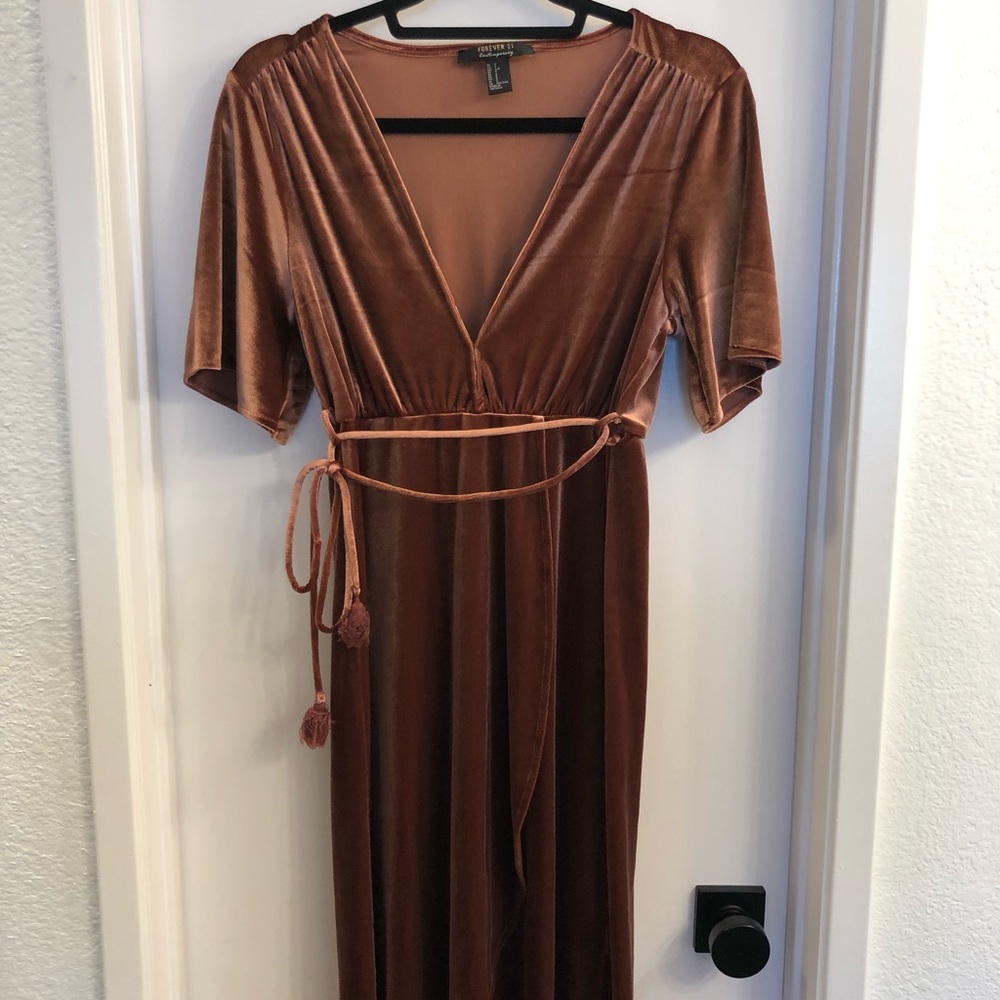 Forever 21 Mauve Velvet Dress